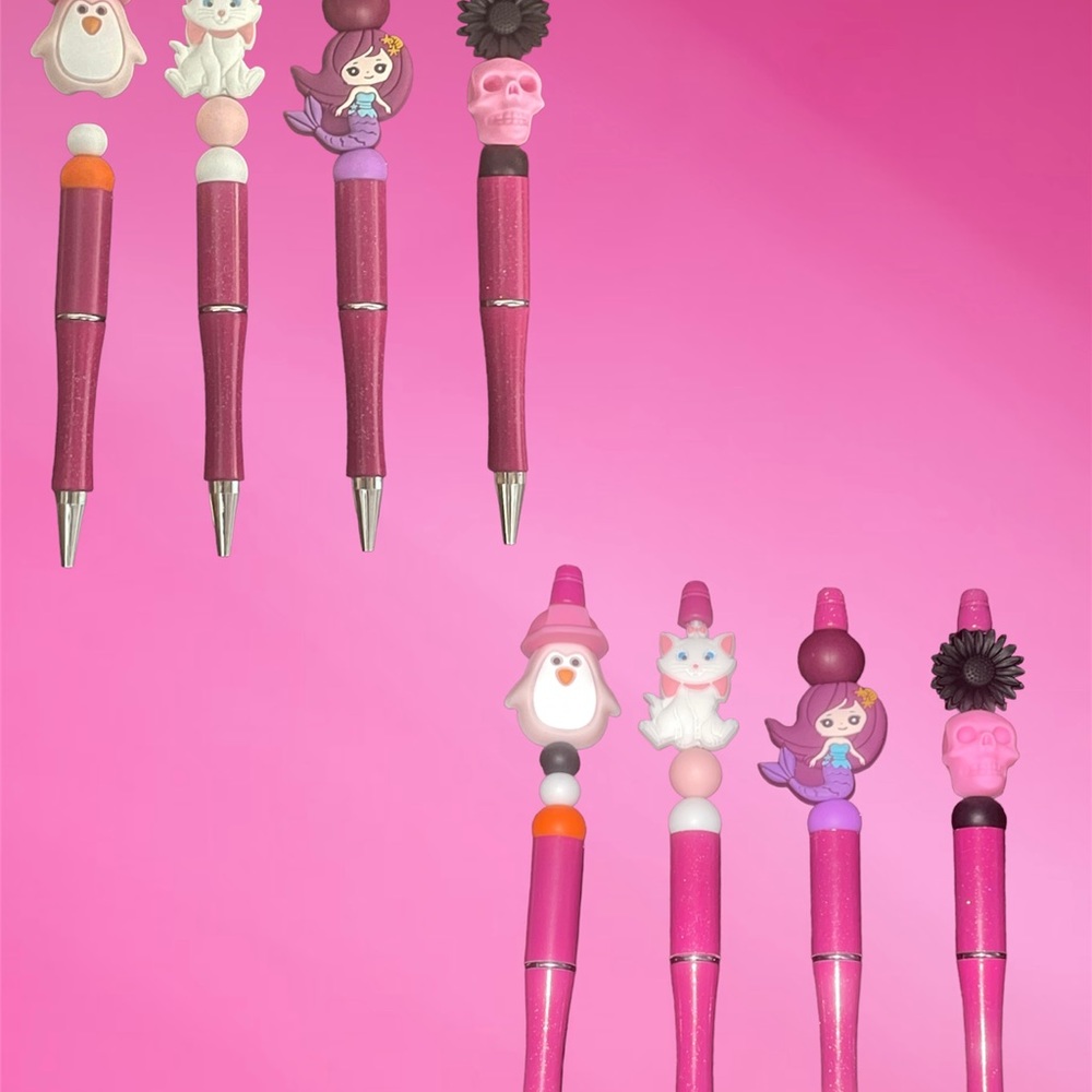 Pens and keychains. Can be customized. - Picture 4 of 4